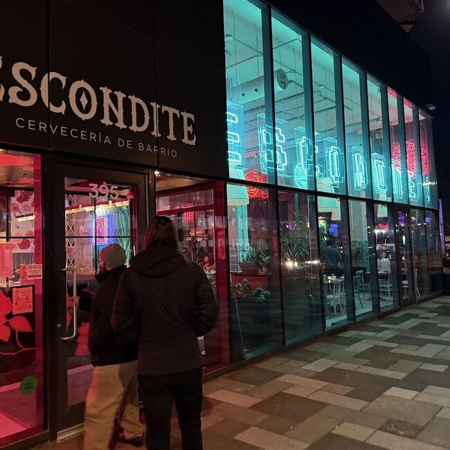 Escondite Restaurant Brossard: Menu, Avis & Réserver (2026)