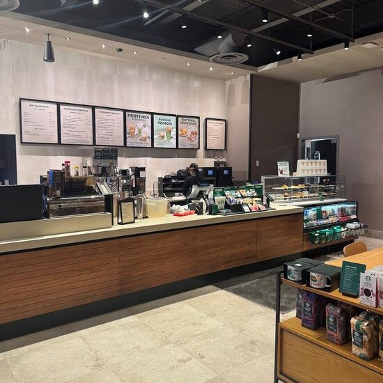 Starbucks Chomedey, Laval : Menu, Avis & Réservation (2026)