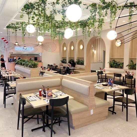 L'Oeufrier - BBQ, Grill, Burgers, Rotisseries, Salads Restaurants in Quebec