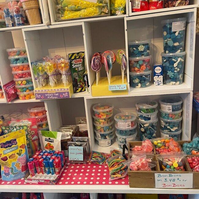 Confiserie Goodies Ely Rose - Restaurants près de: J3A1J2
