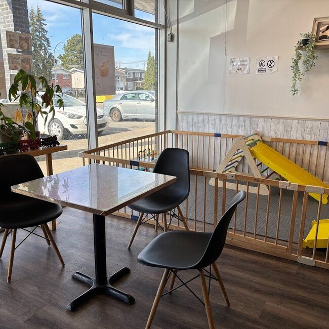 Maison O Th&eacute; - Restaurants pr&egrave;s de: H9B1E1