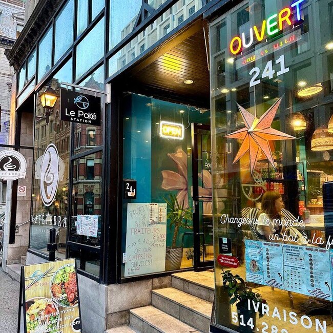 Le Poké Station Restaurant Montreal, QC