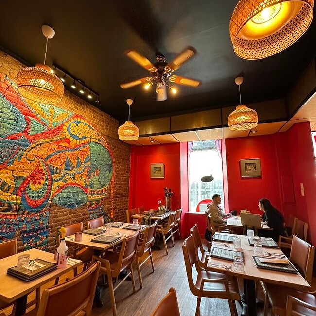 Mai Thai Cuisine - Restaurants Thaïlandais près de: H2V4E8