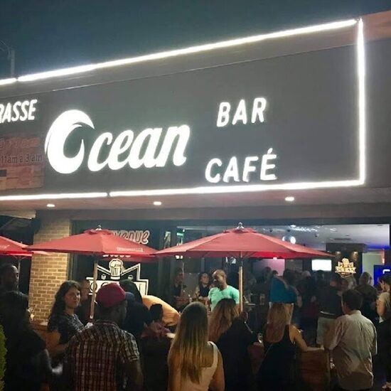 Caf&eacute; Ocean Bar - Pizza Restaurants in Montreal