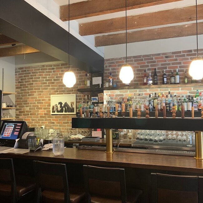 Tout un fumoir - Saint-Lambert Grill Restaurants