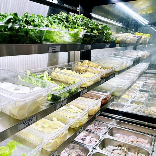 Malatang Fondue Épicée ZhangLiang - Chinese, Fried Chicken Restaurants Near: H2V4E4