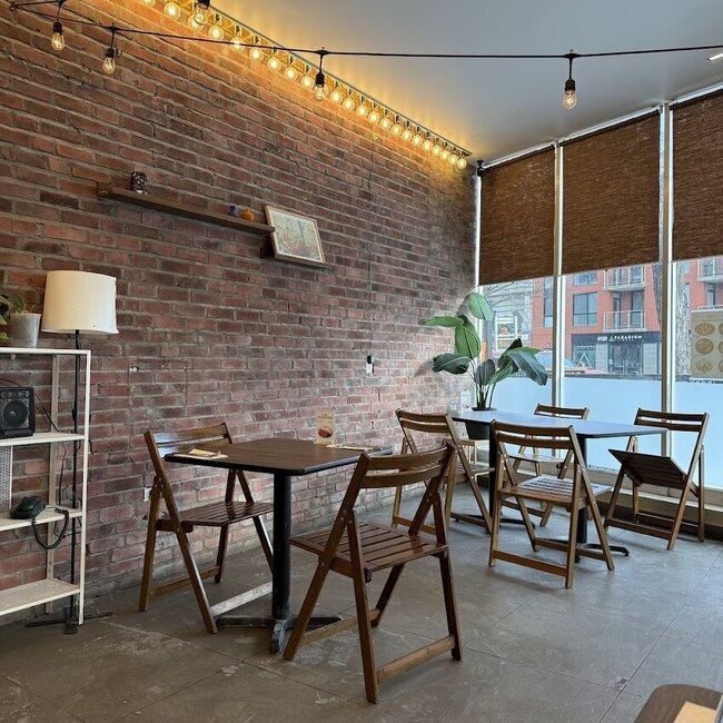 Restaurant Mukja - Restaurants pr&egrave;s de: H4A1X5