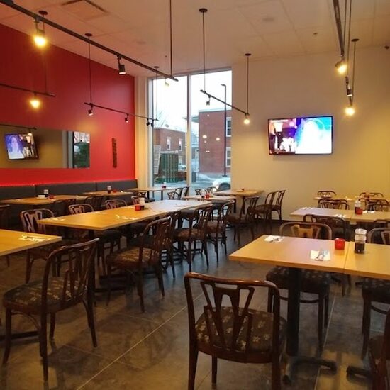 L'Authentique Szechuan - Restaurants Entrée accessible aux fauteuils roulants de Saint-Hyacinthe