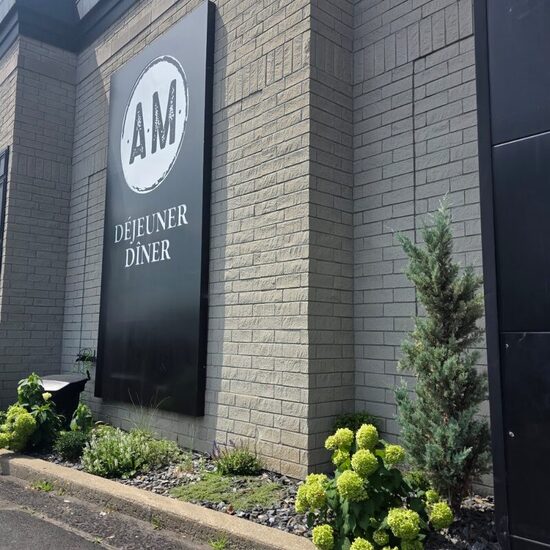 A.M. Dejeuner Dîner - Restaurants in Montreal