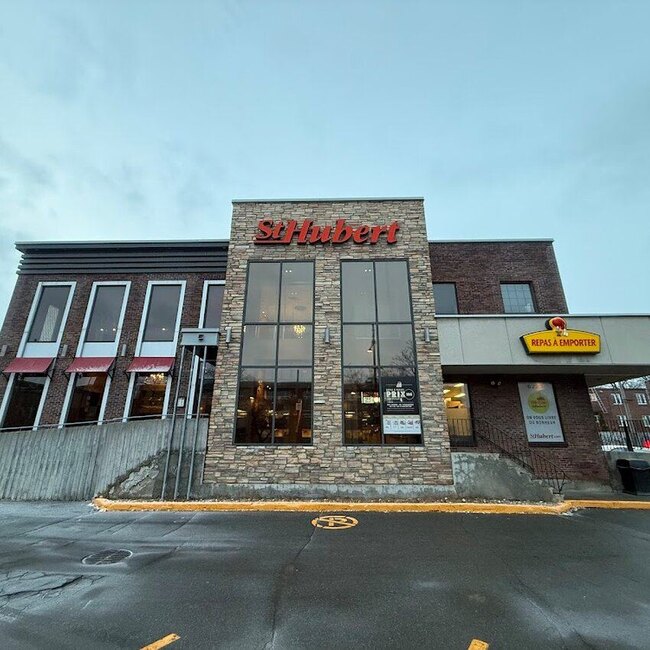 R&ocirc;tisserie St-Hubert - R&ocirc;tisseries Montr&eacute;al