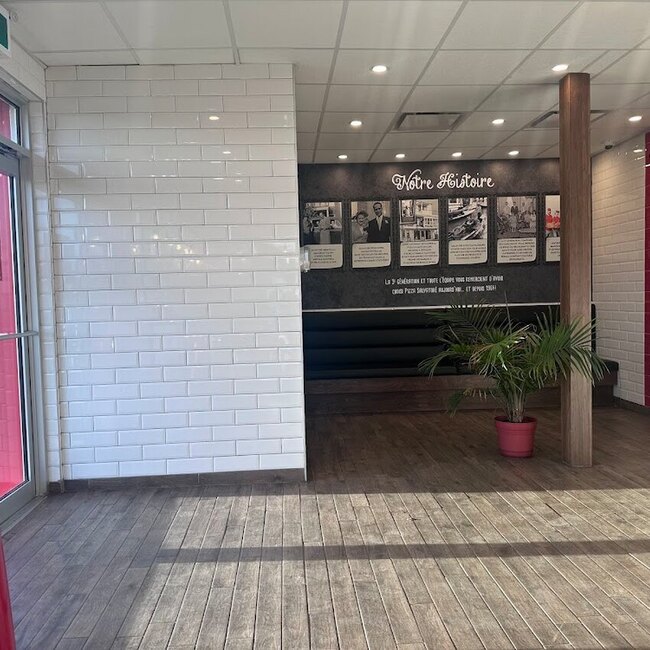 Pizza Salvator&eacute; Restaurant