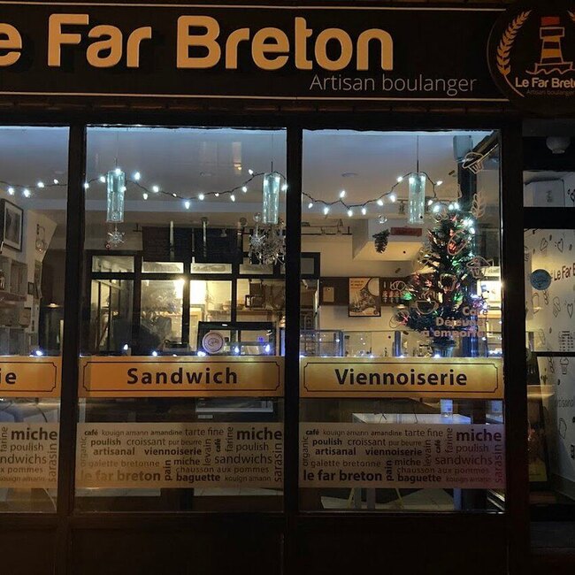 Le Far Breton - Breakfast, Caf&eacute;s Restaurants Near: H2S2M7
