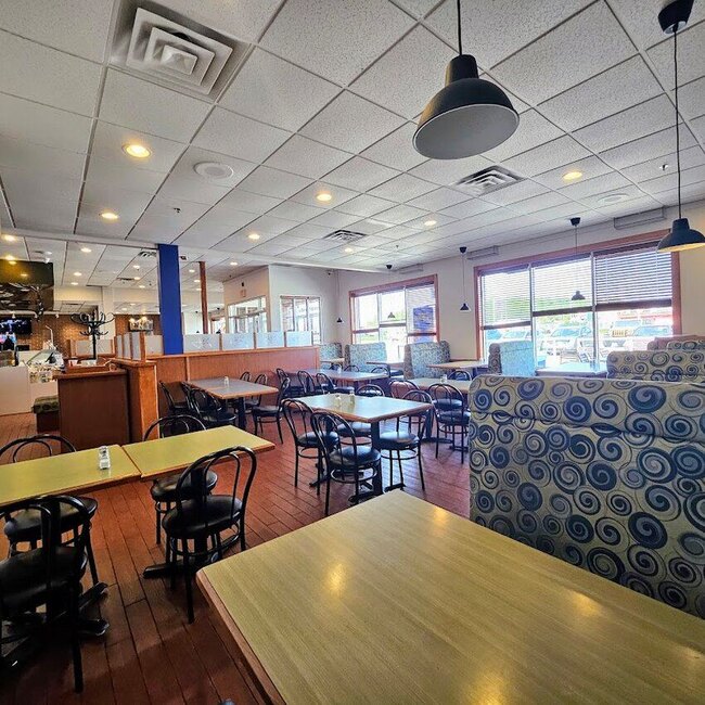 Rôtisserie Fusée - Restaurants Rôtisseries, Casse-Croutes de Québec