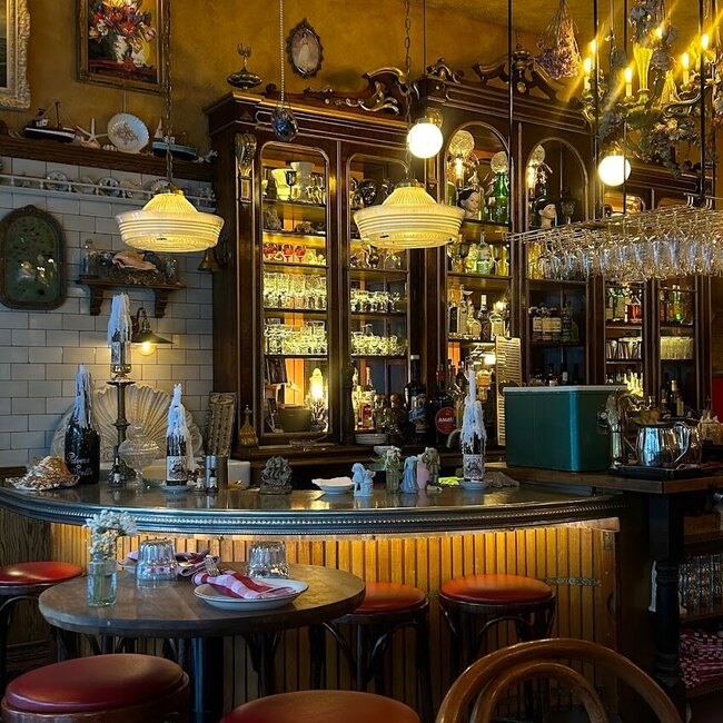 Caf&eacute; Miracolo Restaurant