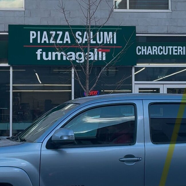 Piazza Salumi - Restaurants pr&egrave;s de: H2S3E2