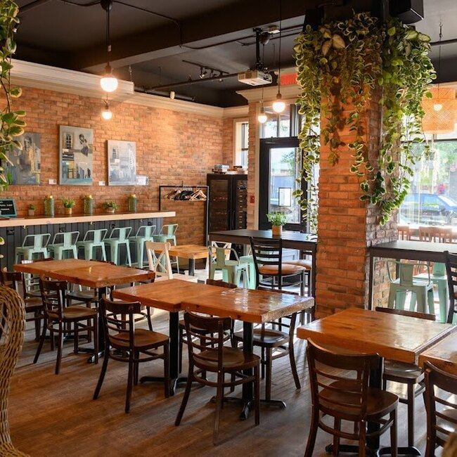 Prana Caf&eacute; - Saint-J&eacute;r&ocirc;me Restaurants