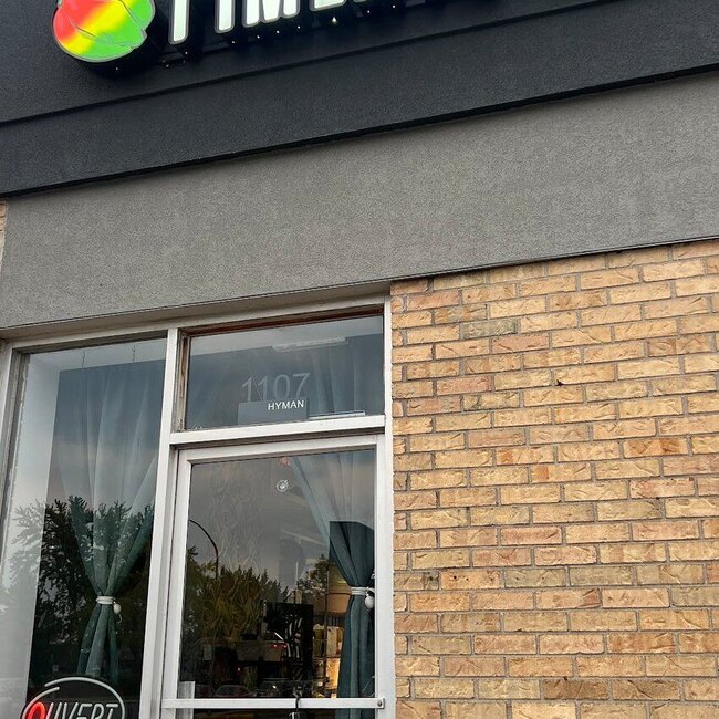 Pimento's Cuisine des Caraibes - Restaurants &agrave; Dollard-des-Ormeaux