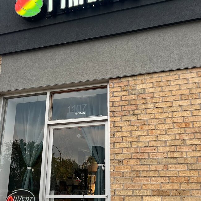 Pimento's Cuisine des Caraibes - Restaurants Jama&iuml;cains Montr&eacute;al