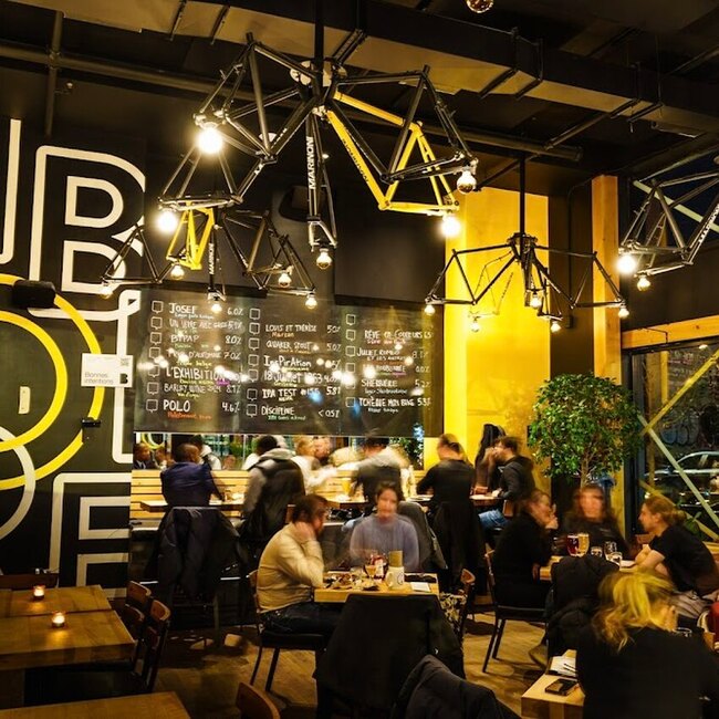 Siboire - Poutine, Bubble Tea, Chicken Wings Restaurants Near: H4E3J2