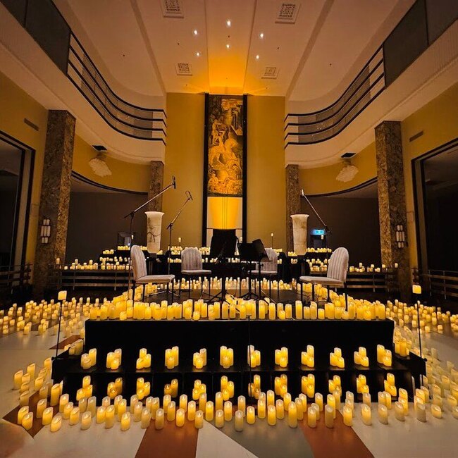 Le 9e - Restaurant &Icirc;le de France - Restaurants Souper & Spectacle &agrave; Montr&eacute;al