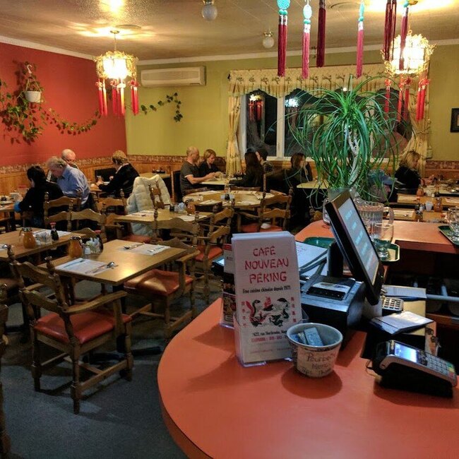 Cafe Nouveau Peking Restaurant Magog, QC