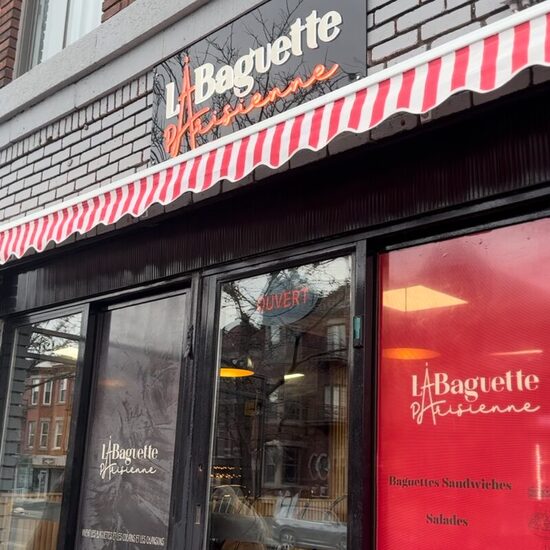 La Baguette Parisienne - Restaurants Français, Raclettes du Mile-End
