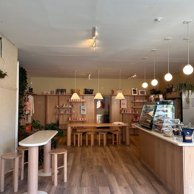 Cocooning Caf&eacute; - Restaurants pr&egrave;s de: H1X1R7