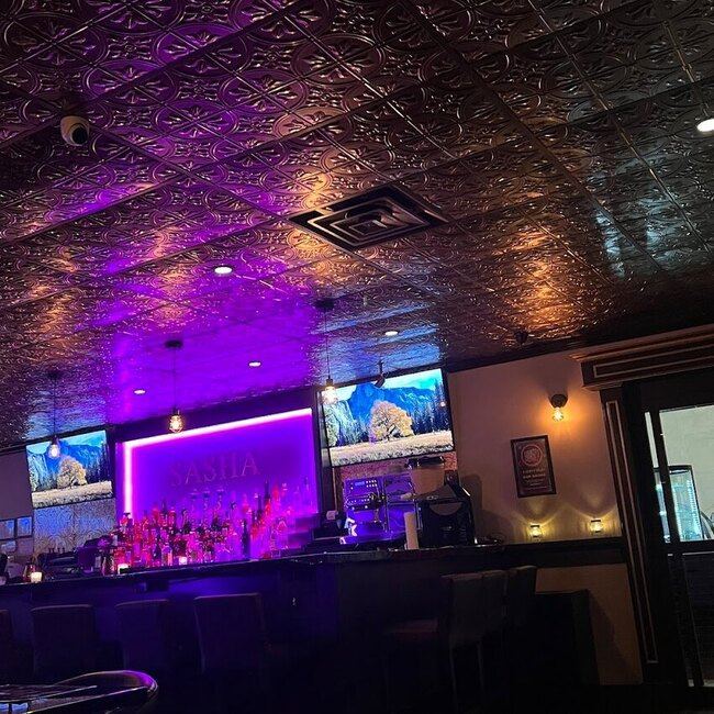 Resto Chez Tony - Nouveau Rosemont Restaurants