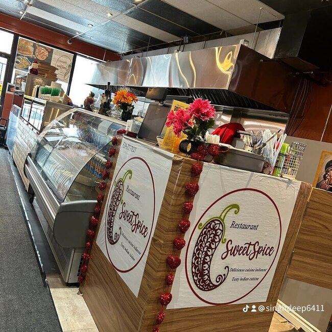 Restaurant Ghoroa - Villeray-Saint-Michel Open Late Restaurants