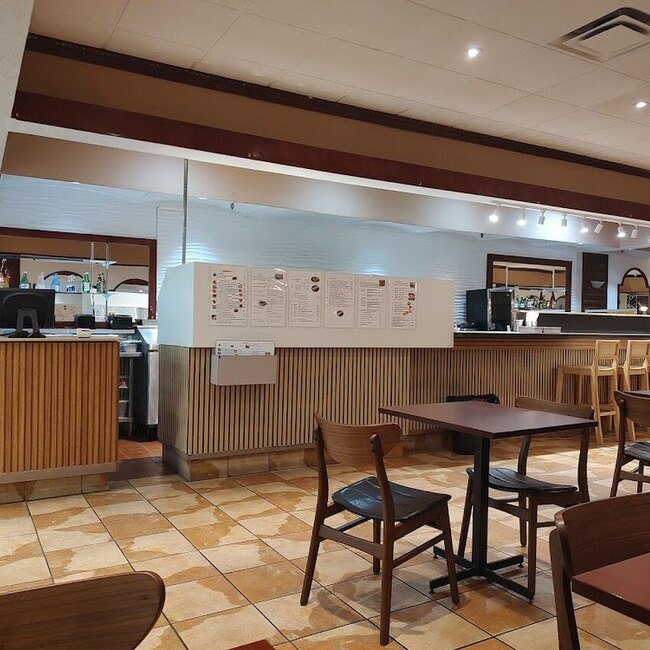 Qu&eacute;b&eacute;rac Deli Bar - Takeout Available, Delivery Restaurants Near: H8S2C8