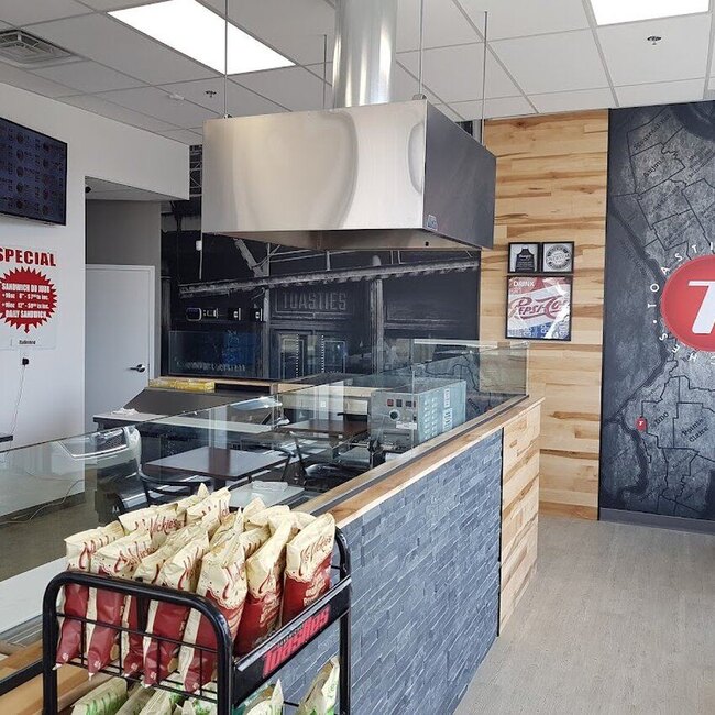 Toasties - Restaurants pr&egrave;s de: H9H2A7