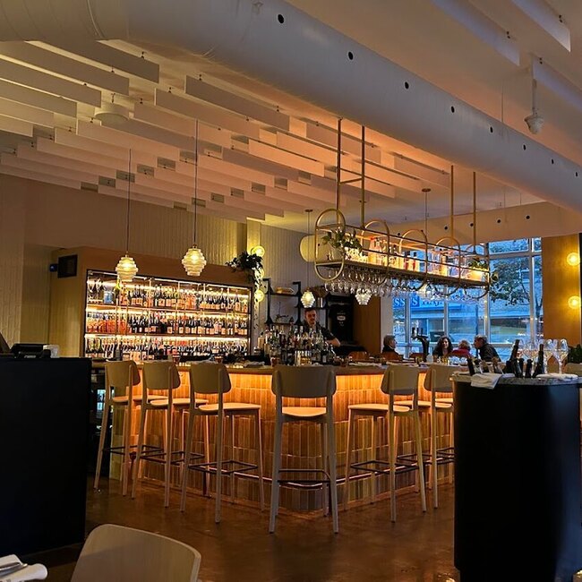 Motel Ontario -  Restaurants Near: H1W1M2