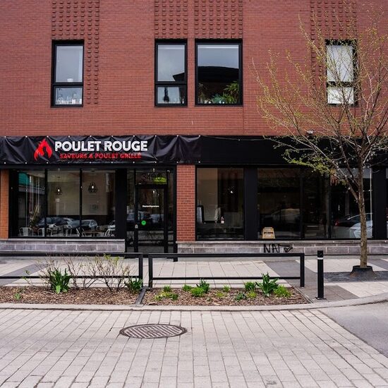 Poulet Rouge - Poutine, Burgers Restaurants in Montreal-Southwest