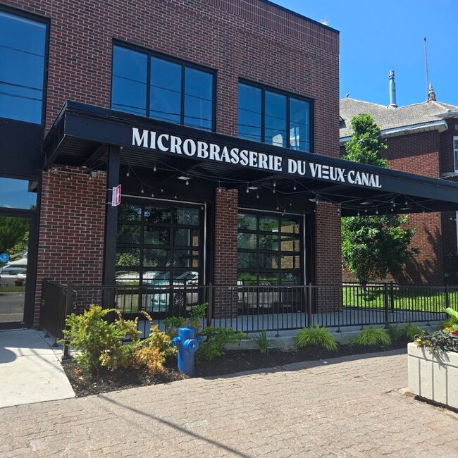 MVC Microbrasserie du Vieux-Canal - Restaurants Near: J6T2J7