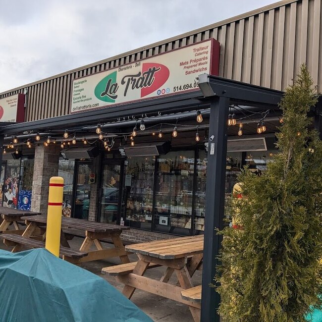 Deli La Trattoria -  Restaurants Near: H9W4B9