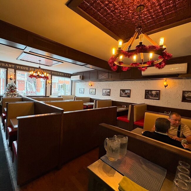 Vieux St-Eustache Pizzeria - Restaurants Livraison pr&egrave;s de: J7P2A4