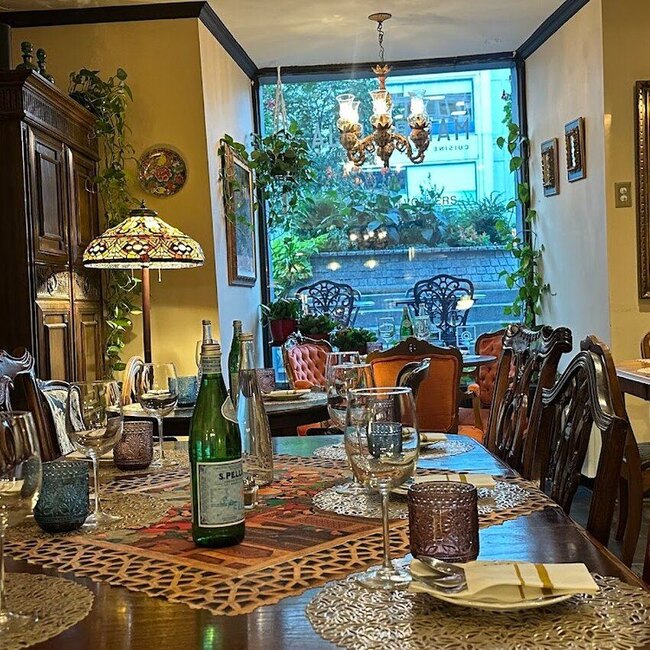 Maison Inja - Montreal Persian, Middle Eastern Open Lunch Restaurants