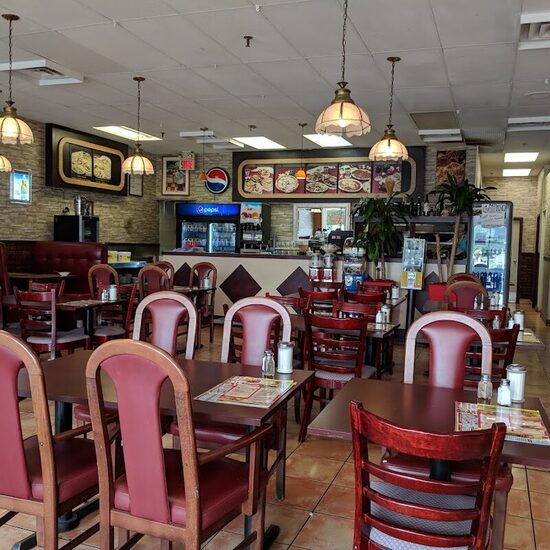 Joe le Roi du Sous-marin - Poutine, Breakfast, American Restaurants in Montreal