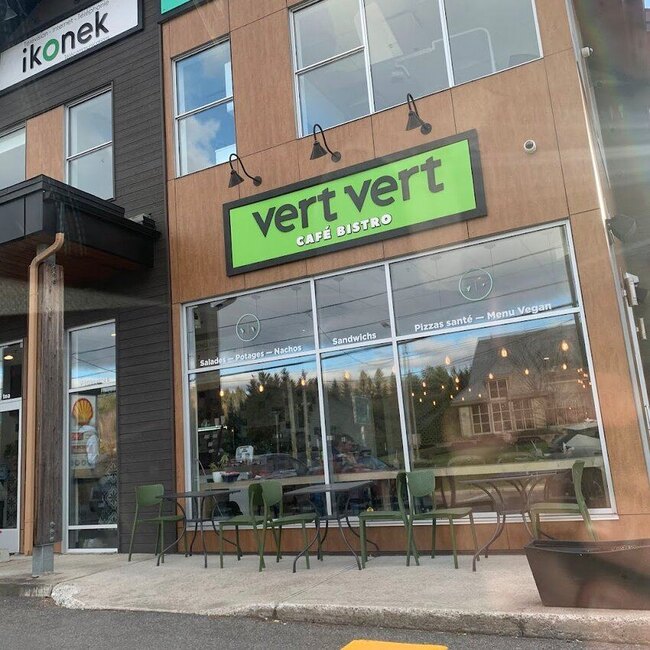 Vert Vert Café Bistro - Restaurants de Saint-Sauveur