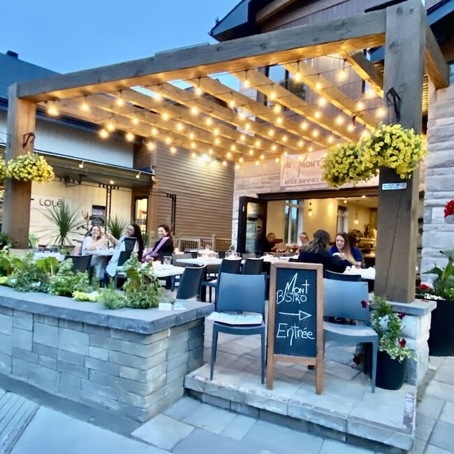 Mont Bistro - Restaurants pr&egrave;s de: J0R1R0