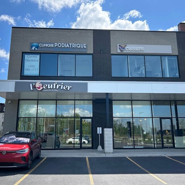 L'Oeufrier - Longueuil Terrace Restaurants