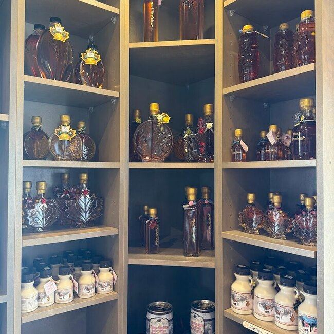 Cabane à sucre de la Montagne - Takeout Available Restaurants Near: J8E1E2