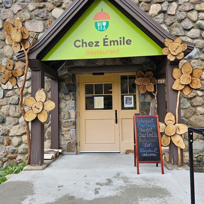 Chez &Eacute;mile Restaurant - Restaurants &agrave; Mont-Tremblant