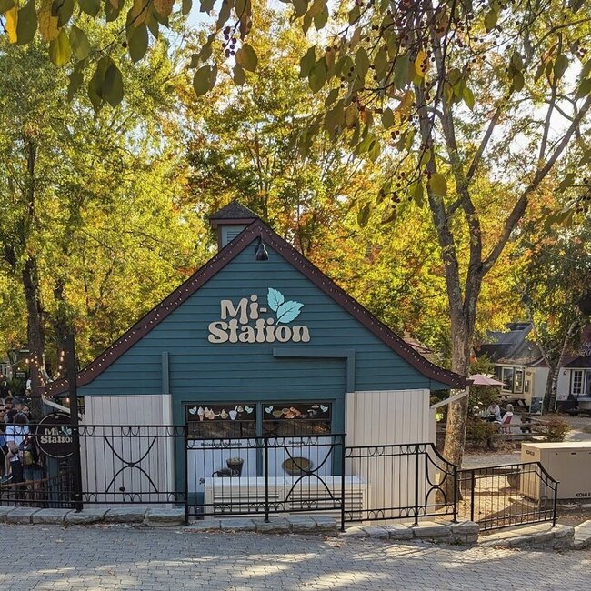 Mi-Station -  Restaurants Near: J8E1C9