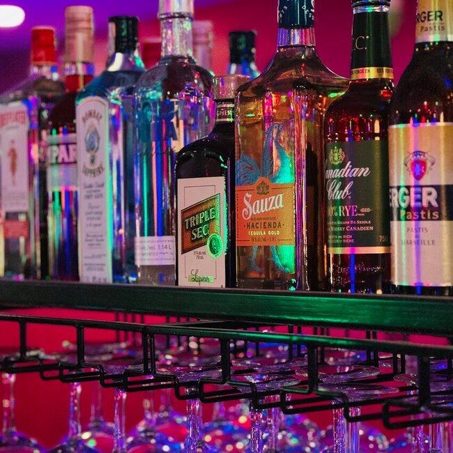 Double Menton et Saucisson -  Restaurants Near: H2S2M6