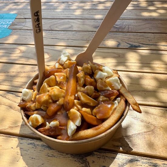 Casa Poutine & Bar - Restaurants de Montréal