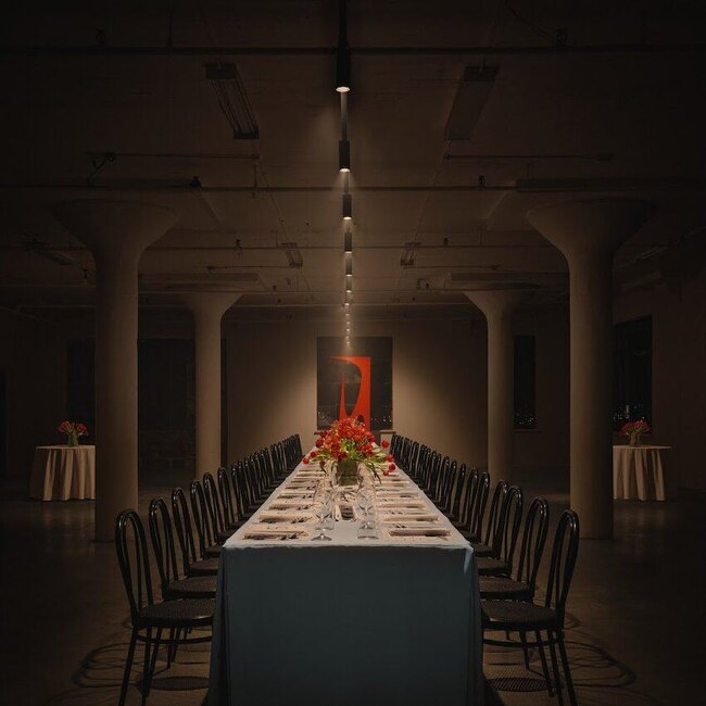 Menu Extra -  Restaurants Near: H2T2M1