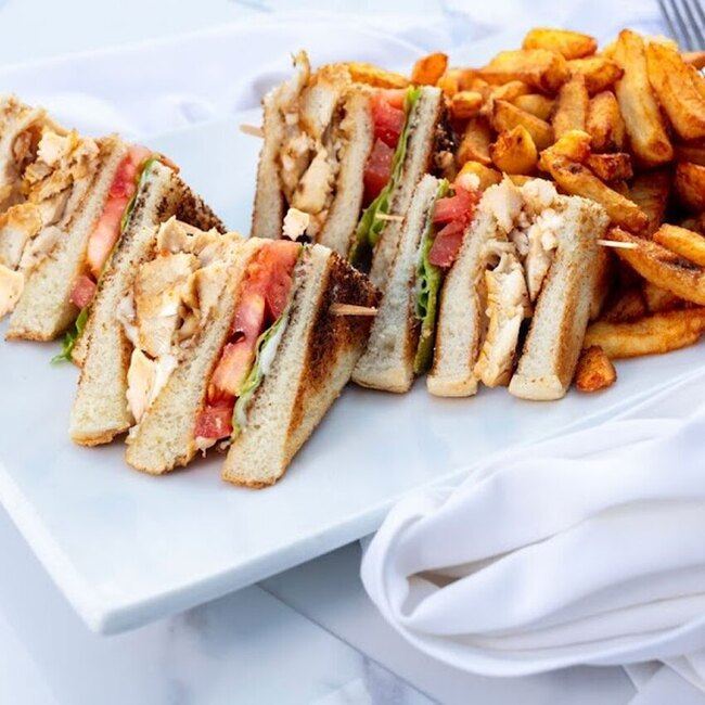 Le Tarbouche - Granby Open Sunday Restaurants