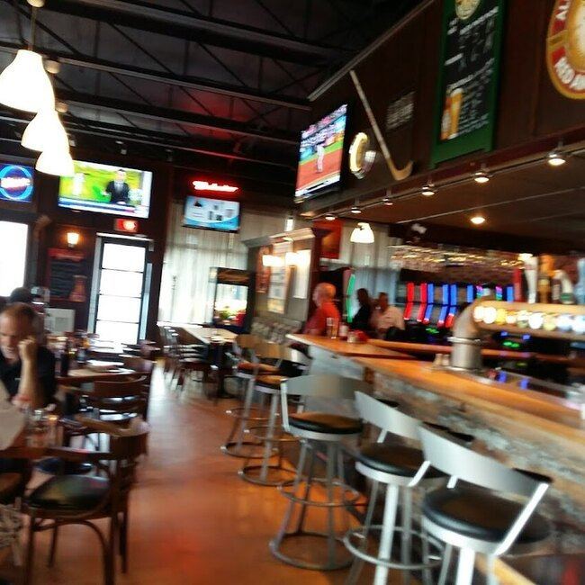 Resto Bar Lance Et Compte - Ch&acirc;teauguay Open Now Restaurants