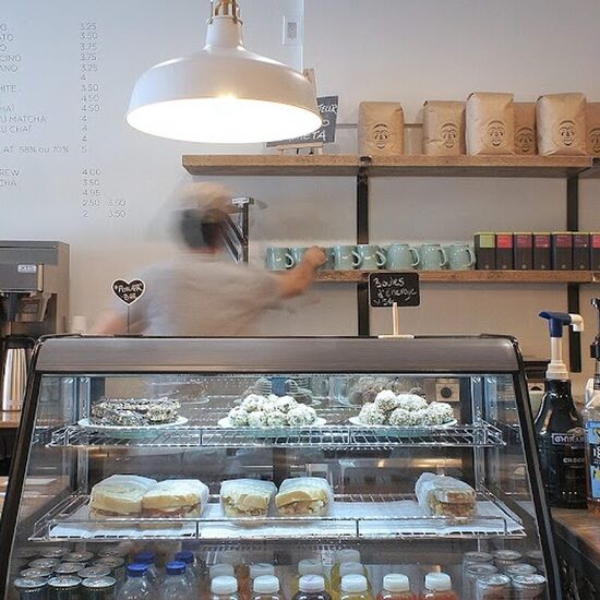 N latté - Poutine, Cafés Restaurants in Montreal